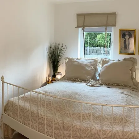 Apartments Cassel - Mit Smart Tv Und Parkplaetzen - Fuer Singles, Paare, Familien Und Gruppen Extérieur photo