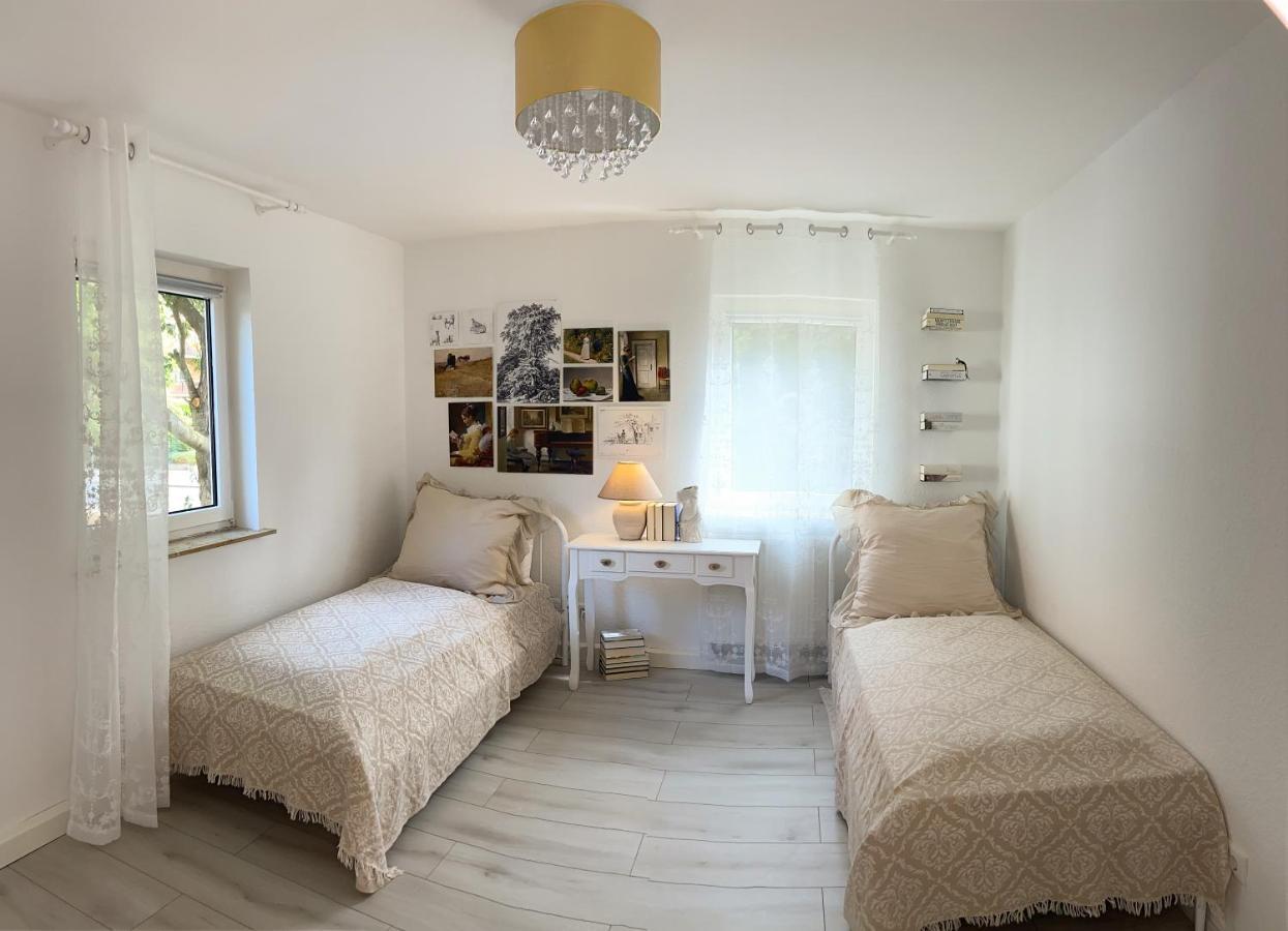 Cassel - Mit Smart Tv Und Parkplaetzen - Fuer Singles, Paare, Familien Und Gruppen * Kassel