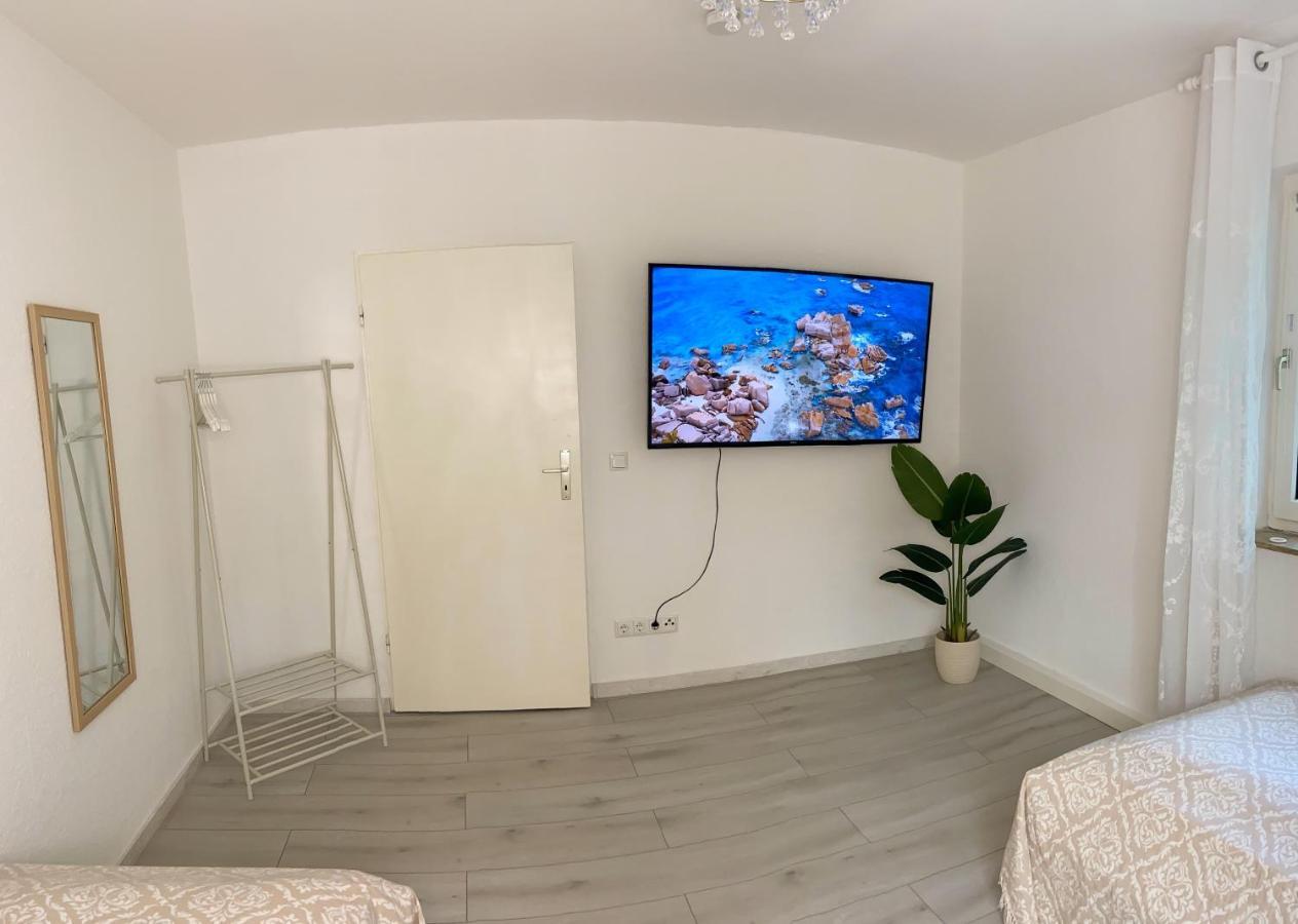 Cassel - Mit Smart Tv Und Parkplaetzen - Fuer Singles, Paare, Familien Und Gruppen * Kassel
