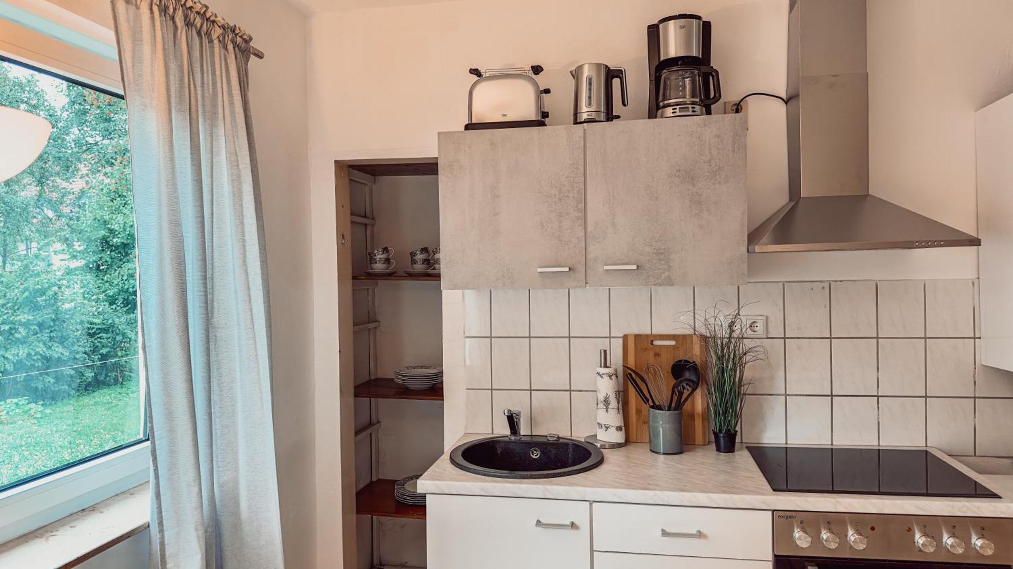 - Mit Smart Tv Und Parkplaetzen - Fuer Singles, Paare, Familien Und Gruppen Cassel