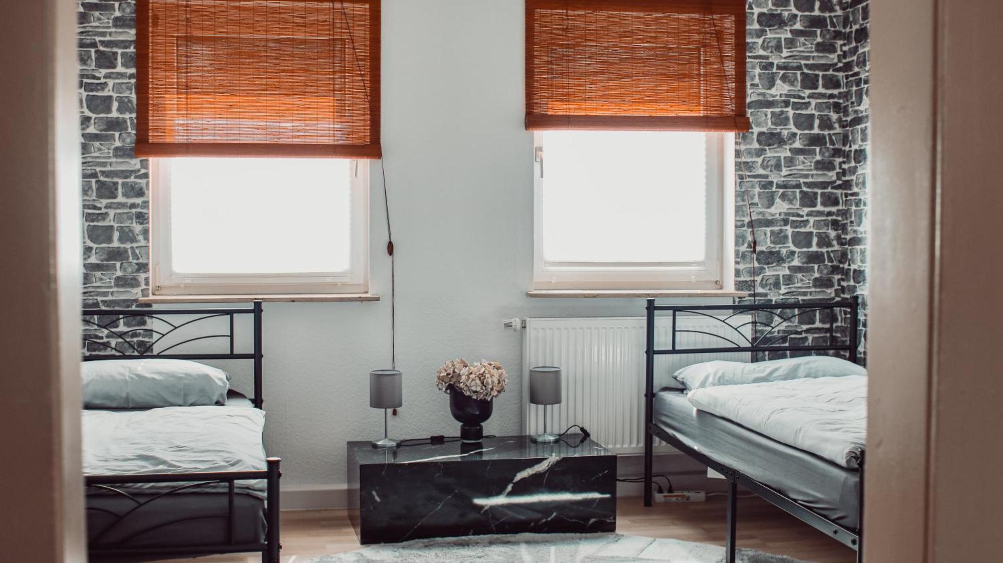 Cassel - Mit Smart Tv Und Parkplaetzen - Fuer Singles, Paare, Familien Und Gruppen * Kassel